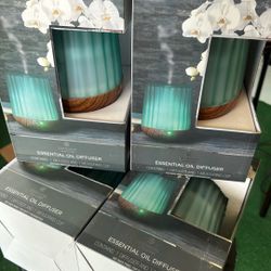 Essential oral diffusers