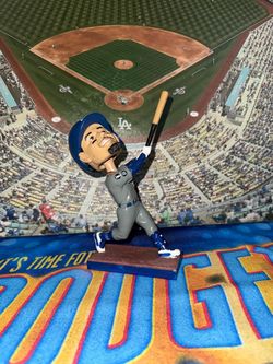 Dodgers Mookie Betts bobblehead Bobbleheads bobble head bobble heads