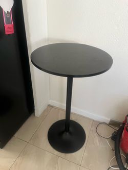 Black Tall Tables