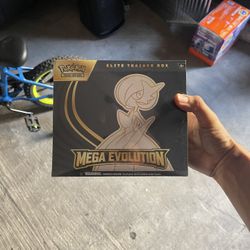 Pokémon Mago Evolution Etb