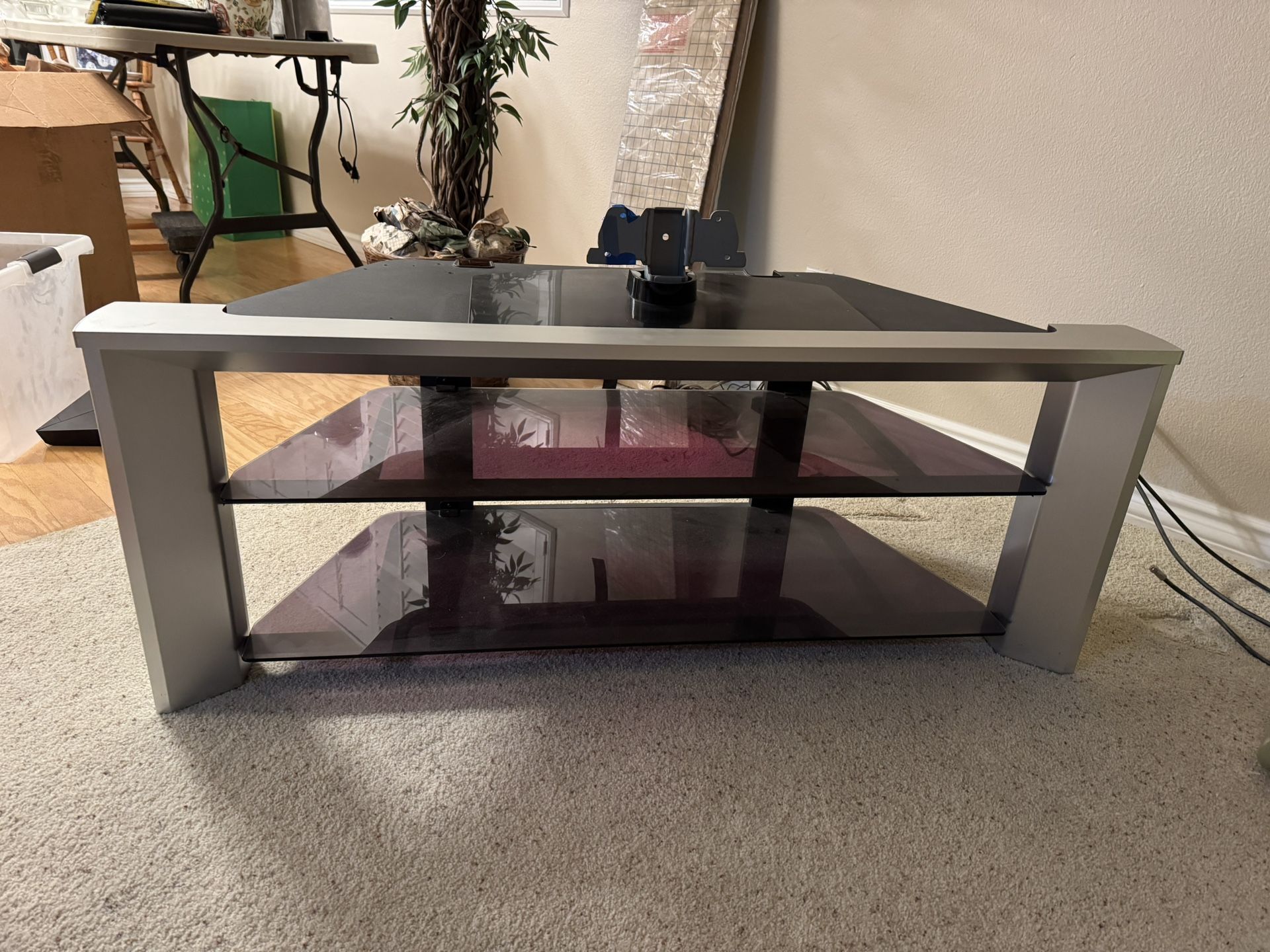 FREE Sony TV stand