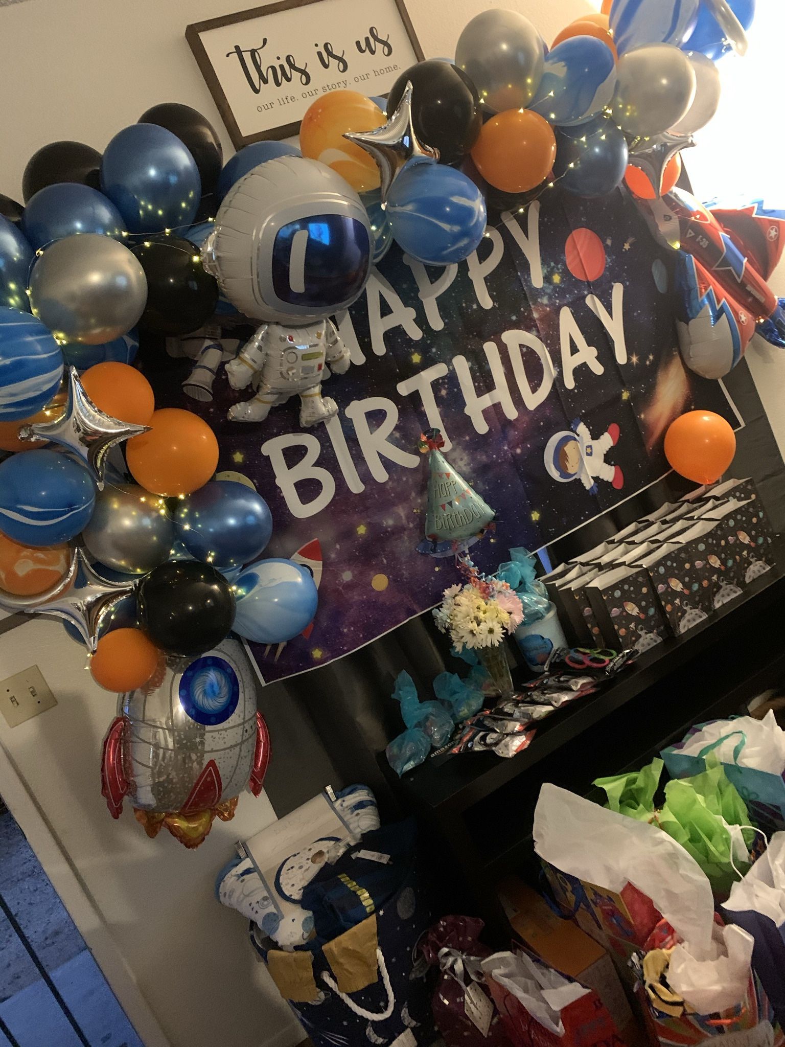 Space Party Decorations 