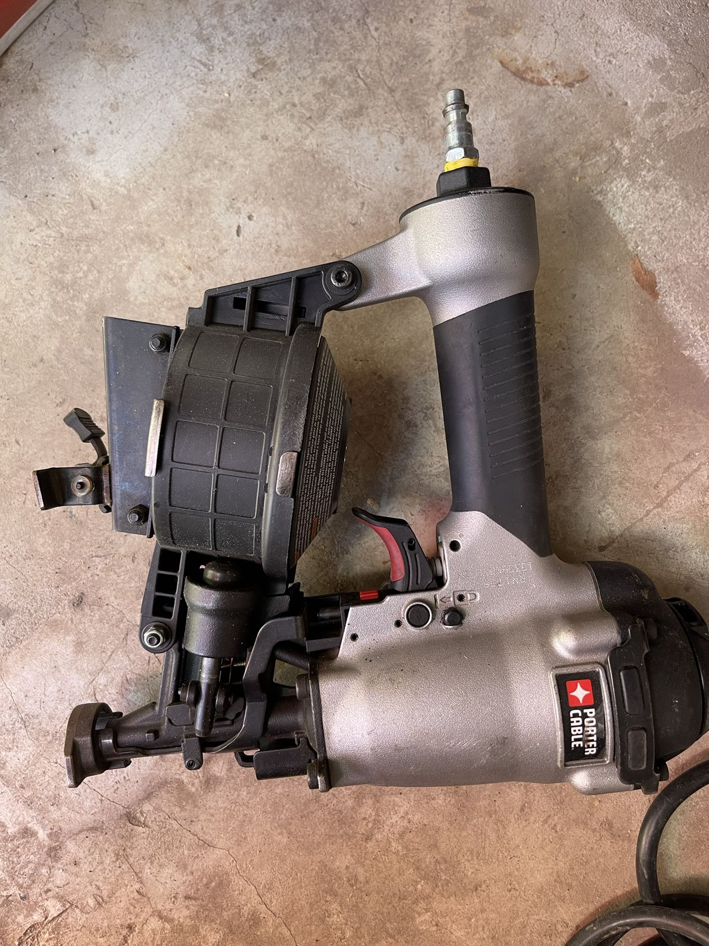 Roofing Nailer