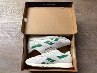 Men’s Reebok running shoe 8.5