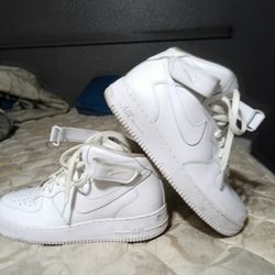 High top Air Force 1's Size 10.5