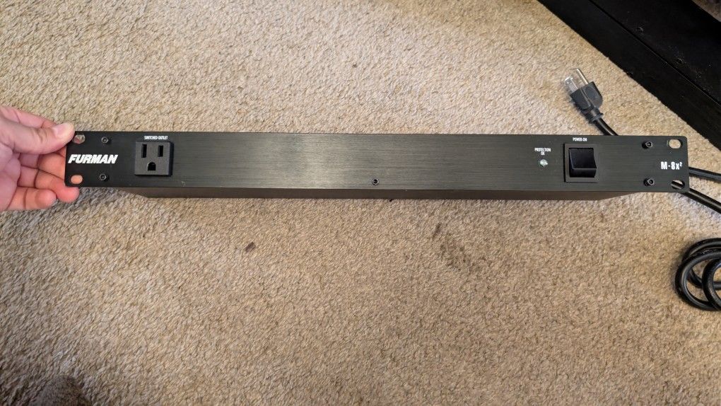 Furman M-8X2 Power Conditioner