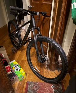 Trek Marlin 4 Gen 3 2026 Bicycle - Matte Dark Web Medium/Large