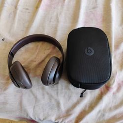 Beats Studio Pro Wireless Headphones 