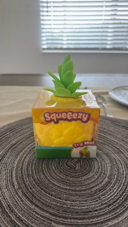 Squeeezy Pineapple