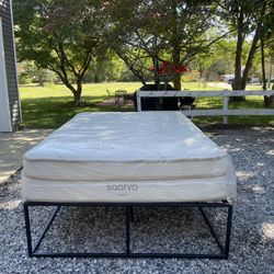 Saatva Classic Queen Mattress