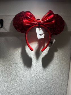 Disney Minnie Mouse Sequin Ear