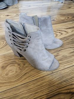 Heels Size 7