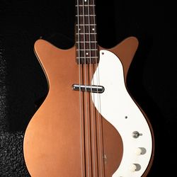 Vintage Dan, electro short scale bass 1960s