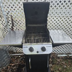 2 Burnes Has Grill