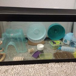 40 Gallon Fish, Reptile Tank or Hamster Cage With Lid And Accessories 