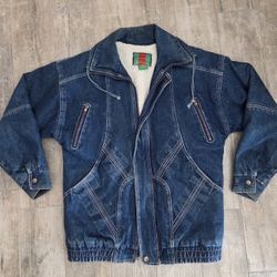 Vintage 90's Oversized Denim Jeans Jacket - Small
