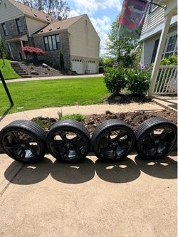 245/40 & 275/35r20’s. Goodyear  Asymmetric 2’s, Twisted Tork Wheels & Sensors 6th Gen Camaro.