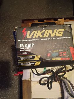 Battery trickle charger