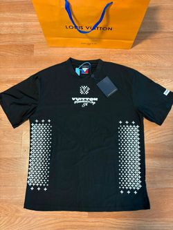 Black tshirt