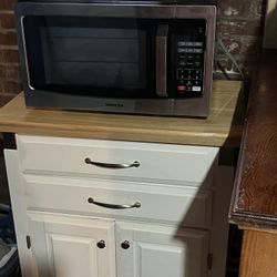 Toshiba Microwave Like New