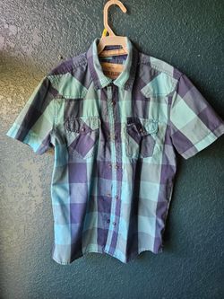 Dutch Plains Plaid Short Sleeve Button-Up Shirt