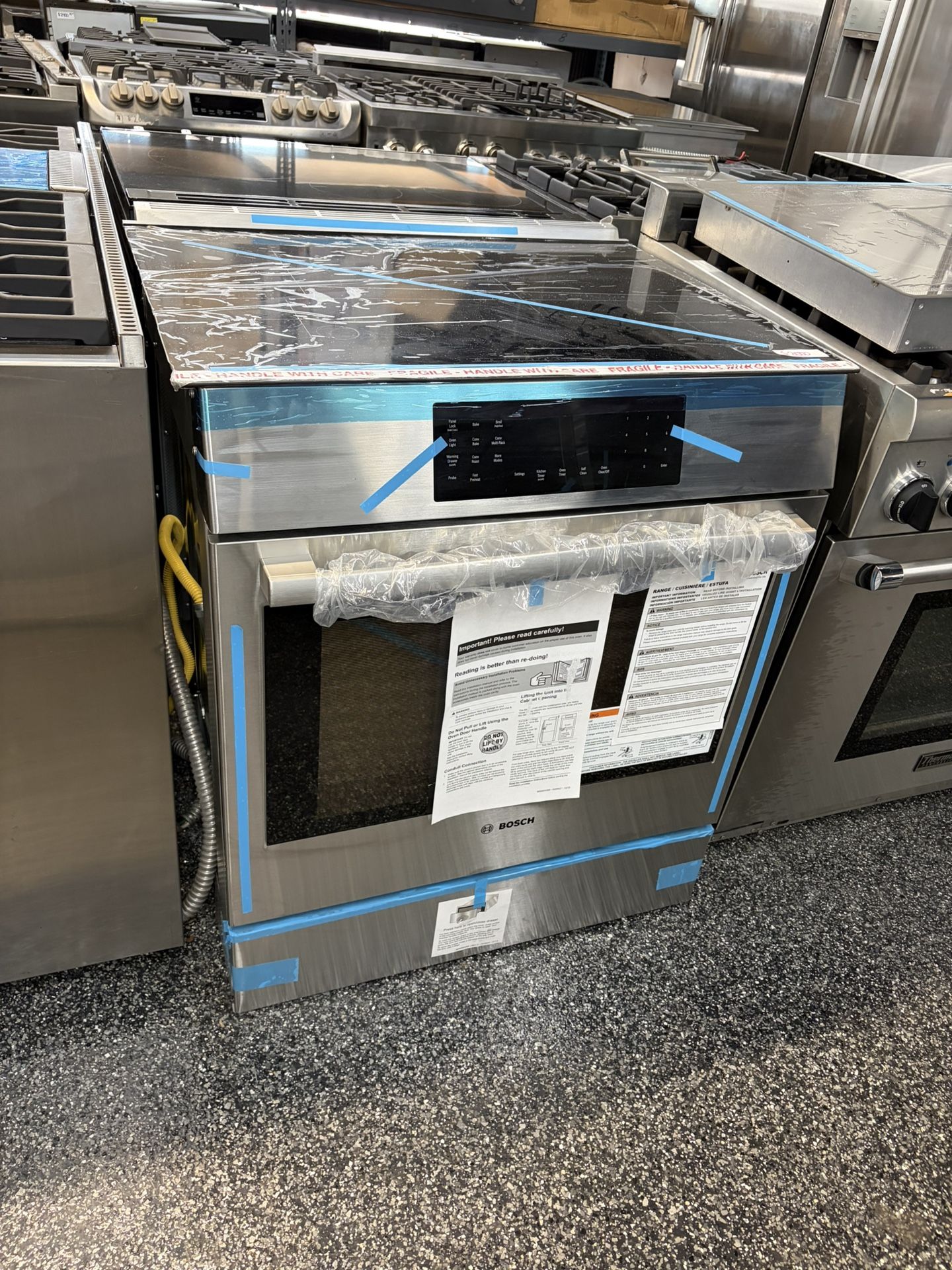 Bosch Stainless Steel 30 Inch Induction Range Stove Electric Open Box