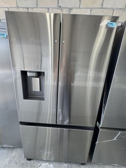 New Samsung Refrigerator 