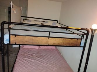 Metal Bunk bed with 2 mattresses and safety guard