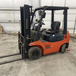 2005 Toyota Forklift 