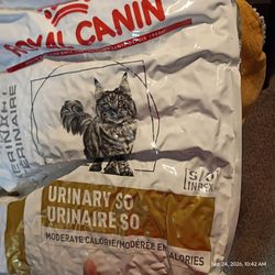 Royal Canin Urinary SO Moderate Calorie Cat Food