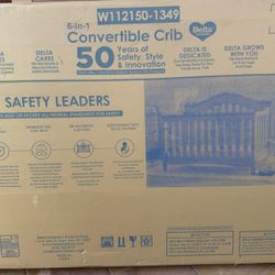 Brand New Delta 6-in-1 Convertible Crib – Farmhouse White