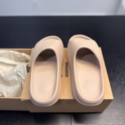 Yeezy Slides ‘Pure’ Size 11 Mens