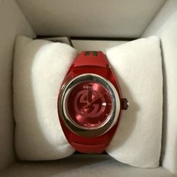 Gucci Sync Red Rubber Band Women’s Watch