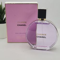 CHANEL
 
CHANCE EAU SPLENDIDE Eau de Parfum 

3.4 fl  (2 available)