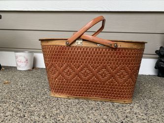 Vintage wicker Picnic Basket-Redman?
