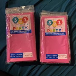 Party Tablecloths (pink)
