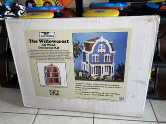 Willow All Wood Doll House Kit / Casa De Muñecas Nueva 