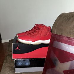 Jordan 11s Size 11.5
