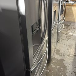 Whirlpool Refrigerator 
