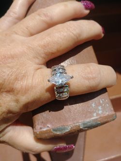 Size 8 dipped stainless steel and fire cubic zirconias