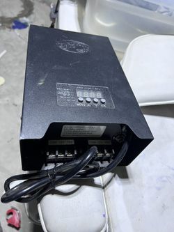 Hampton Bay 600 Watt Digital Transformer