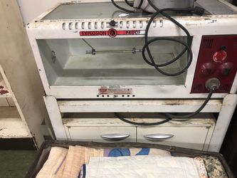Infant incubator