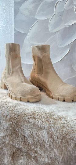 Steven Madden Suede Boot
