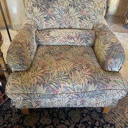 Palm Leaf Upulstored Chair Set