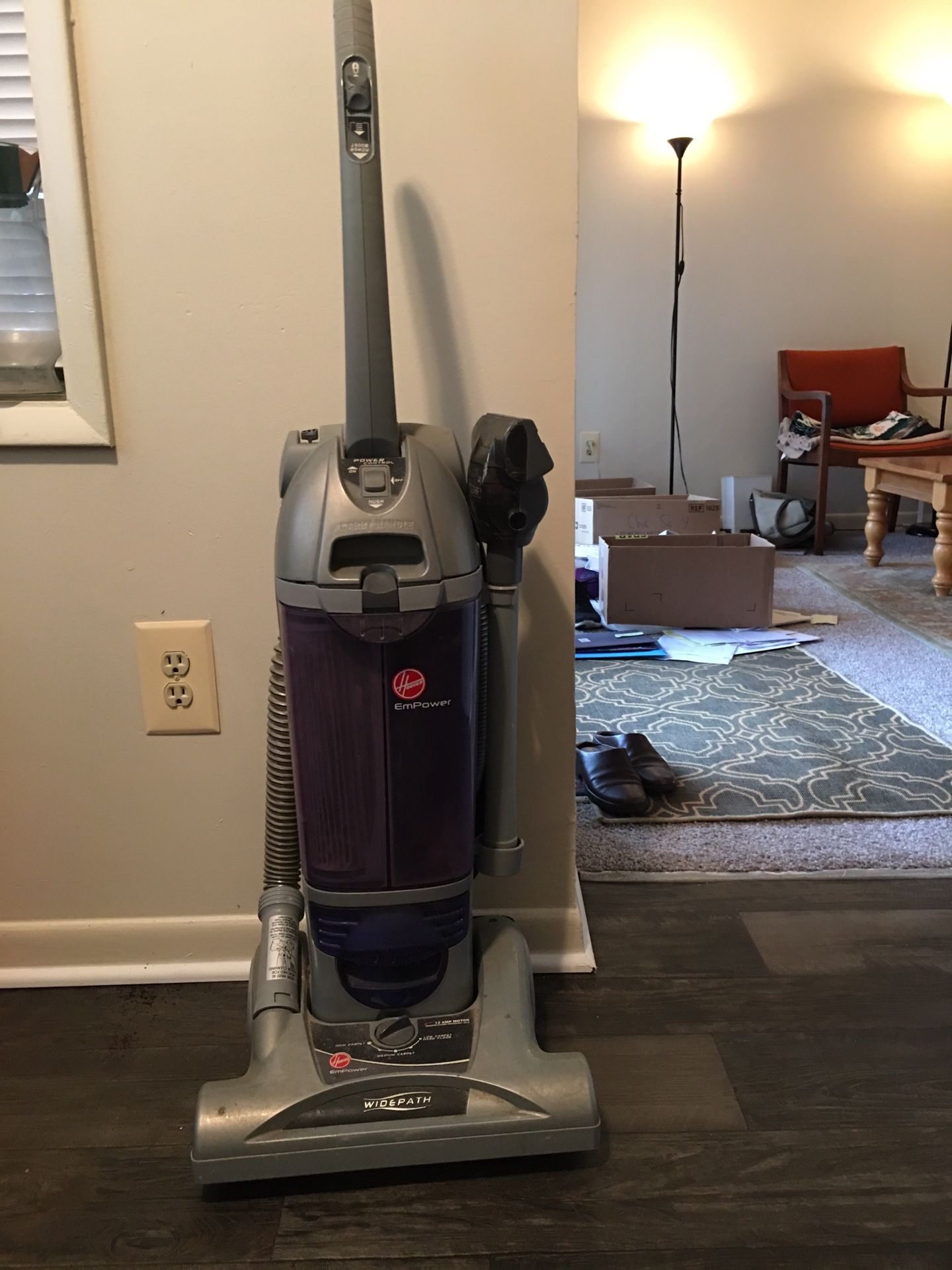 Vacuum Hoover Empower