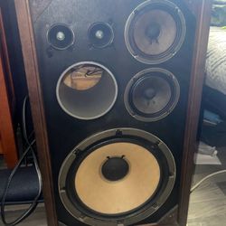 Sansui SP-200 Speaker