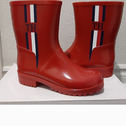 Tommy Hilfiger women's size 7