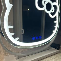 Hello Kitty Mirror 