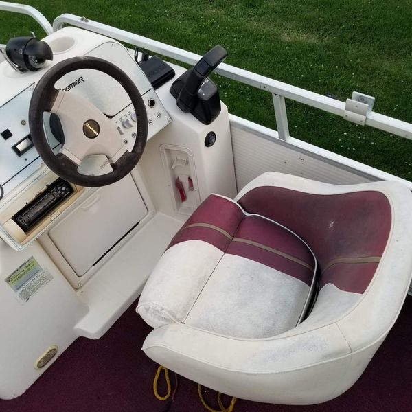 Premier 20 ft pontoon