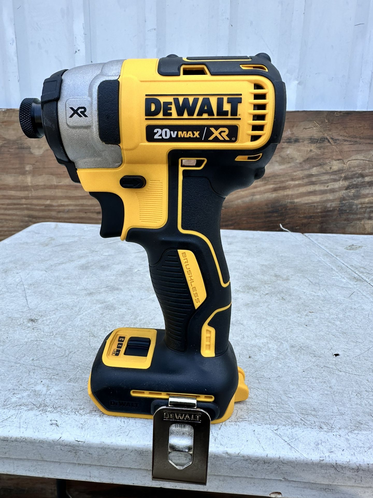 20V MAX XR Cordless TOOL ONLY Brushless 3-Speed 1/4 in. Impact Driver NEW $120